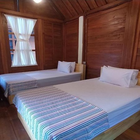Seger Nusantara Hostel Kalisat Kültér fotó